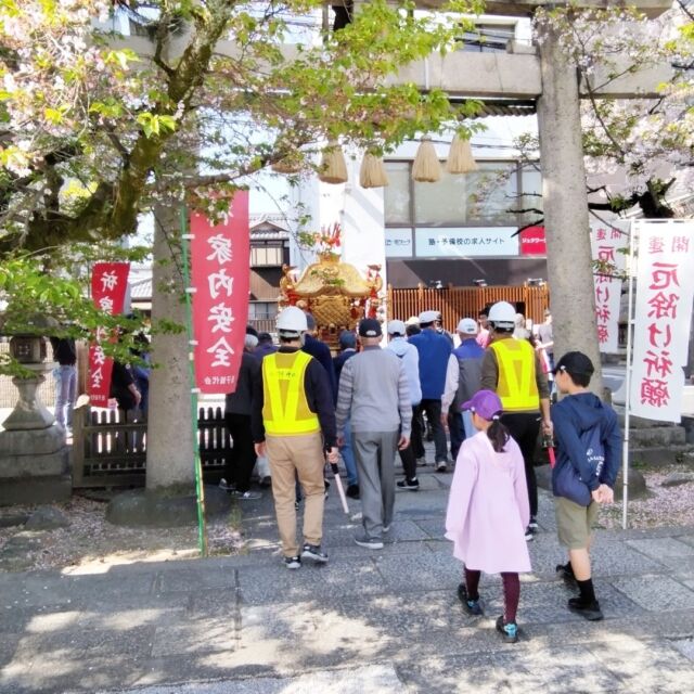 5月3日の例大祭に向けて、今日はおみこし台車の試走をしています　#小汐井神社　#草津　#例大祭　#おみこし